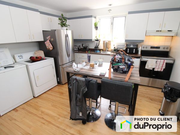 4 1/2-640 avenue Joffre, Saint-Sauveur for rent