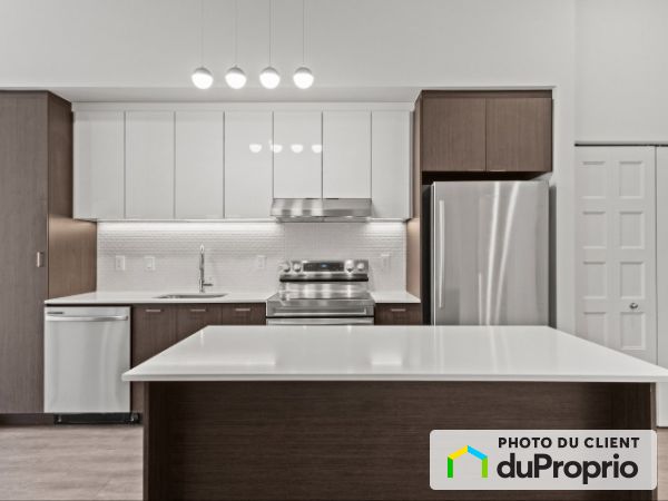 108-11201 cavendish, Saint-Laurent for rent