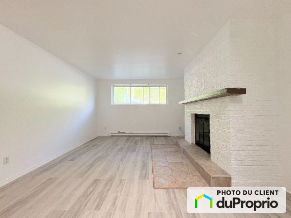 5580 rue des Ormeaux, Anjou for rent