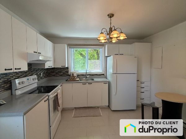 106, rue Mainville, Blainville à louer