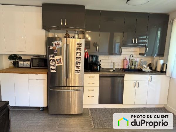 5531 Roi-René, Anjou for rent