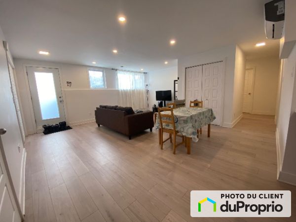 201 Desmarchais, Longueuil (Vieux-Longueuil) for rent