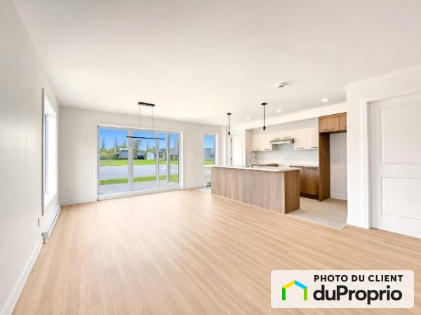 2200, du tourteau, St-Étienne-De-Lauzon à louer