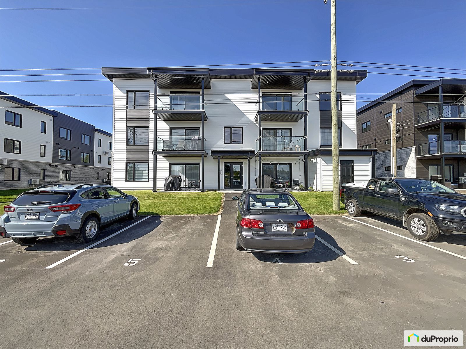 303-1425, rue Simon-Piskaret — photo 1