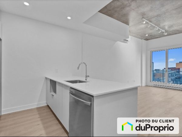 5070, rue Paré, Mont-Royal à louer