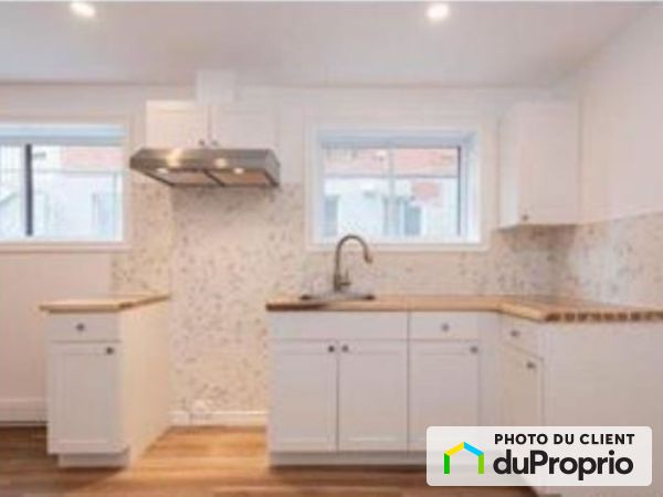 A-6991 avenue Alfred de vigny, Saint-Laurent for rent