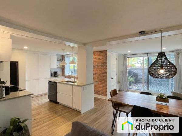654 rue Saint-Charles O, Longueuil (Vieux-Longueuil) for rent