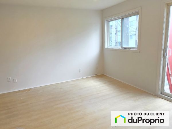 5-411 rue Talbot, Longueuil (St-Hubert) for rent