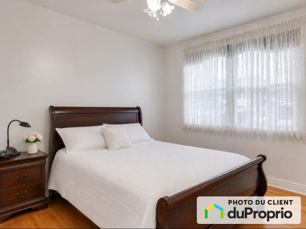 142-142 Deslauriers, Ste-Rose for rent