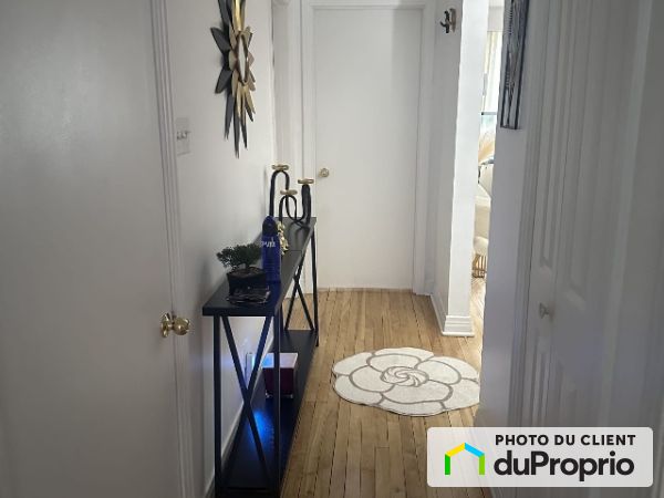 702, 69E Avenue, Chomedey à louer