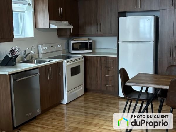 A-132 rue de la Fabrique, Ste-Sophie for rent