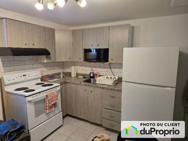 51 rue du Pontmain, Laval-des-Rapides for rent