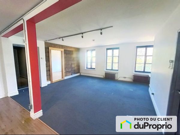 201-707 rue de Saint-Vallier Est, Saint-Roch for rent