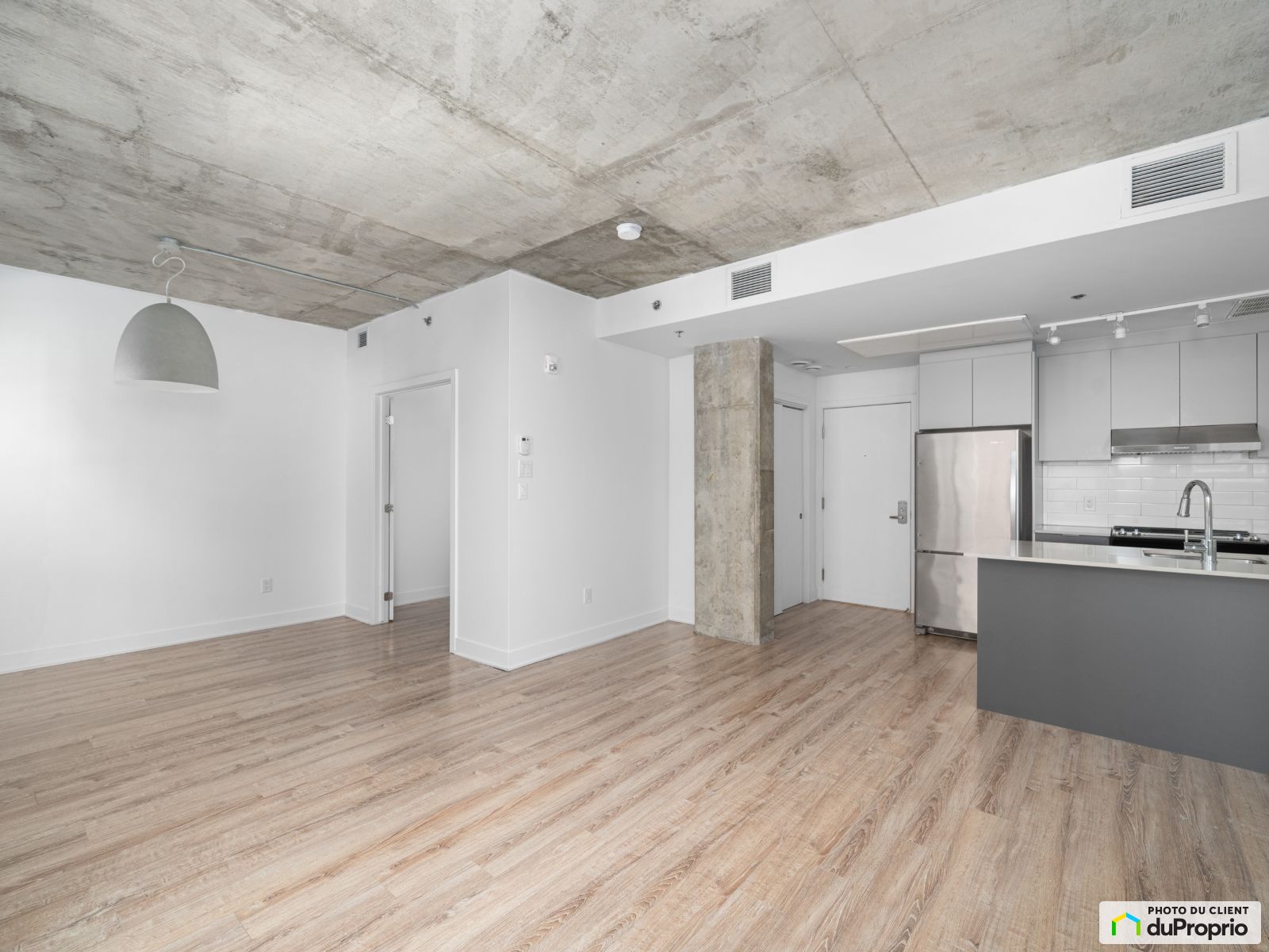 Studio - Wilcox - 230 rue Dominion — photo 1