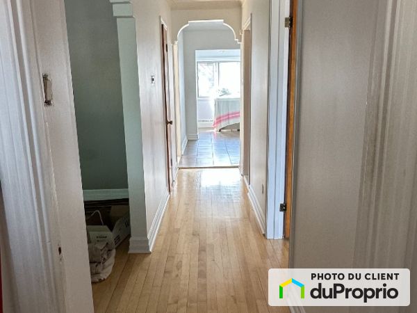 879, 6e Avenue, Lachine à louer
