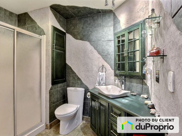 20 CH Des Brise Du Fleuve, Verdun for rent