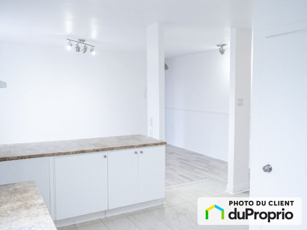 6-660 Avenue Belvédère, Montcalm for rent