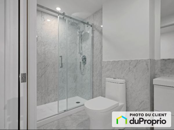 516-5070 rue Paré, Mont-Royal for rent