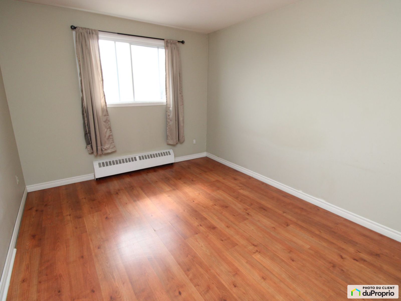 4 1/2-9050, avenue de Laval — photo 3