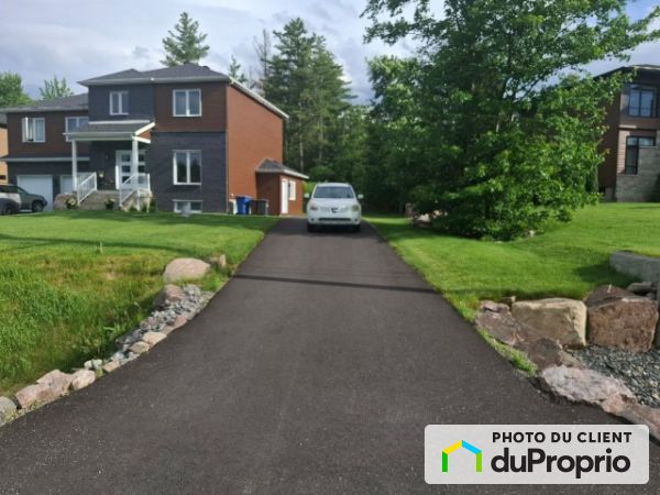 1217 De la grive, St-Jérôme (Bellefeuille) for rent