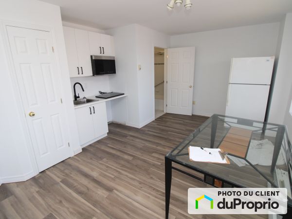 Studio-20, rue Saint-Jean, St-Jean-Baptiste à louer