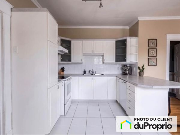176 3e avenue, LaSalle for rent