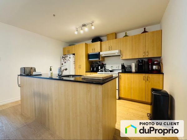 404-15 rue de l'Arsenal, Lévis for rent