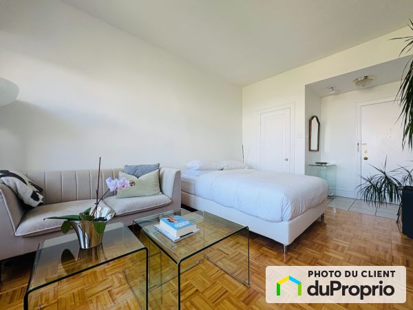 1010-220 Grande Allée Est, Montcalm for rent