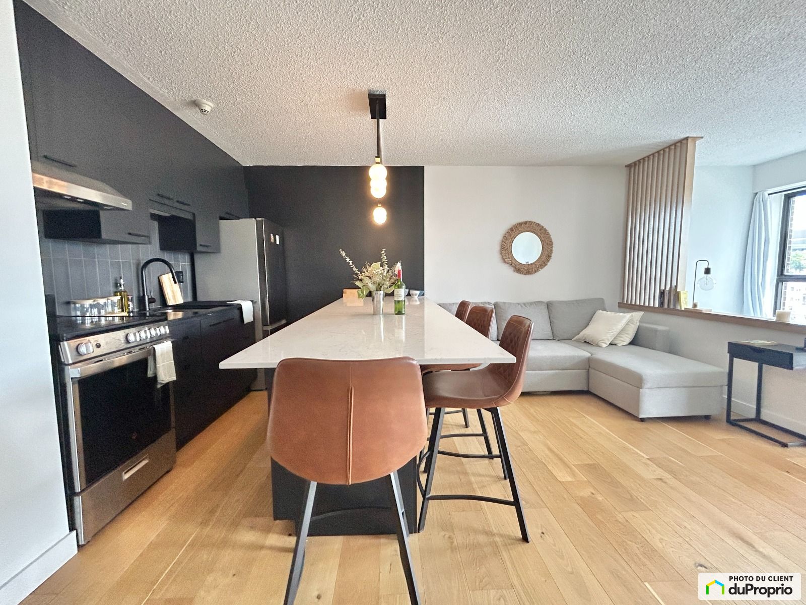 1107-640, rue St-Jean — photo 3