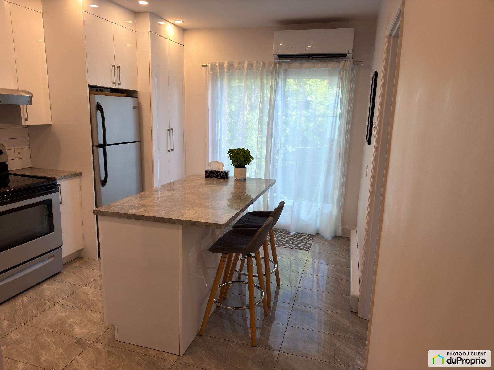 8410, avenue Casgrain — photo 2