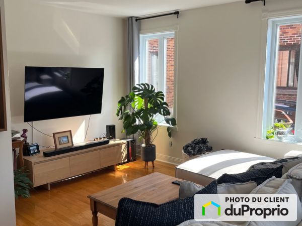 14, Charron, Longueuil (LeMoyne) à louer