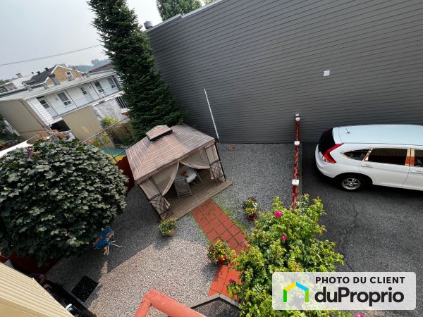 302, rue Saint-Sauveur, Saint-Sauveur à louer