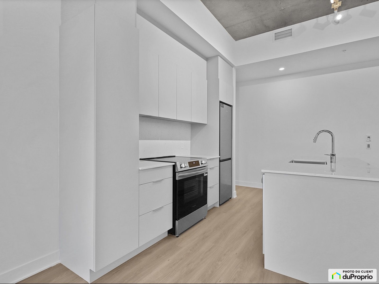 616-5070, rue Paré — photo 2