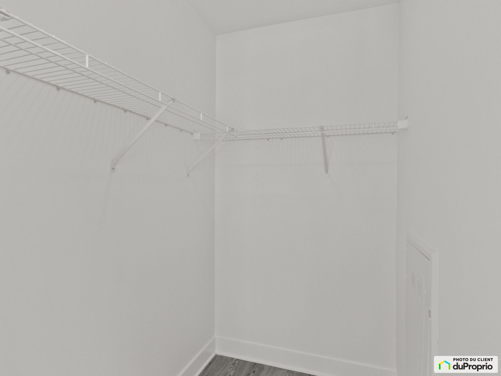 408-242, Hymus — photo 1