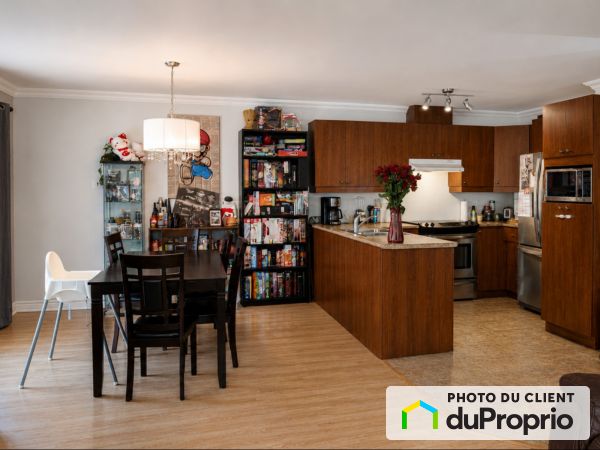 3308, Rue des Géraniums, Duberger à louer
