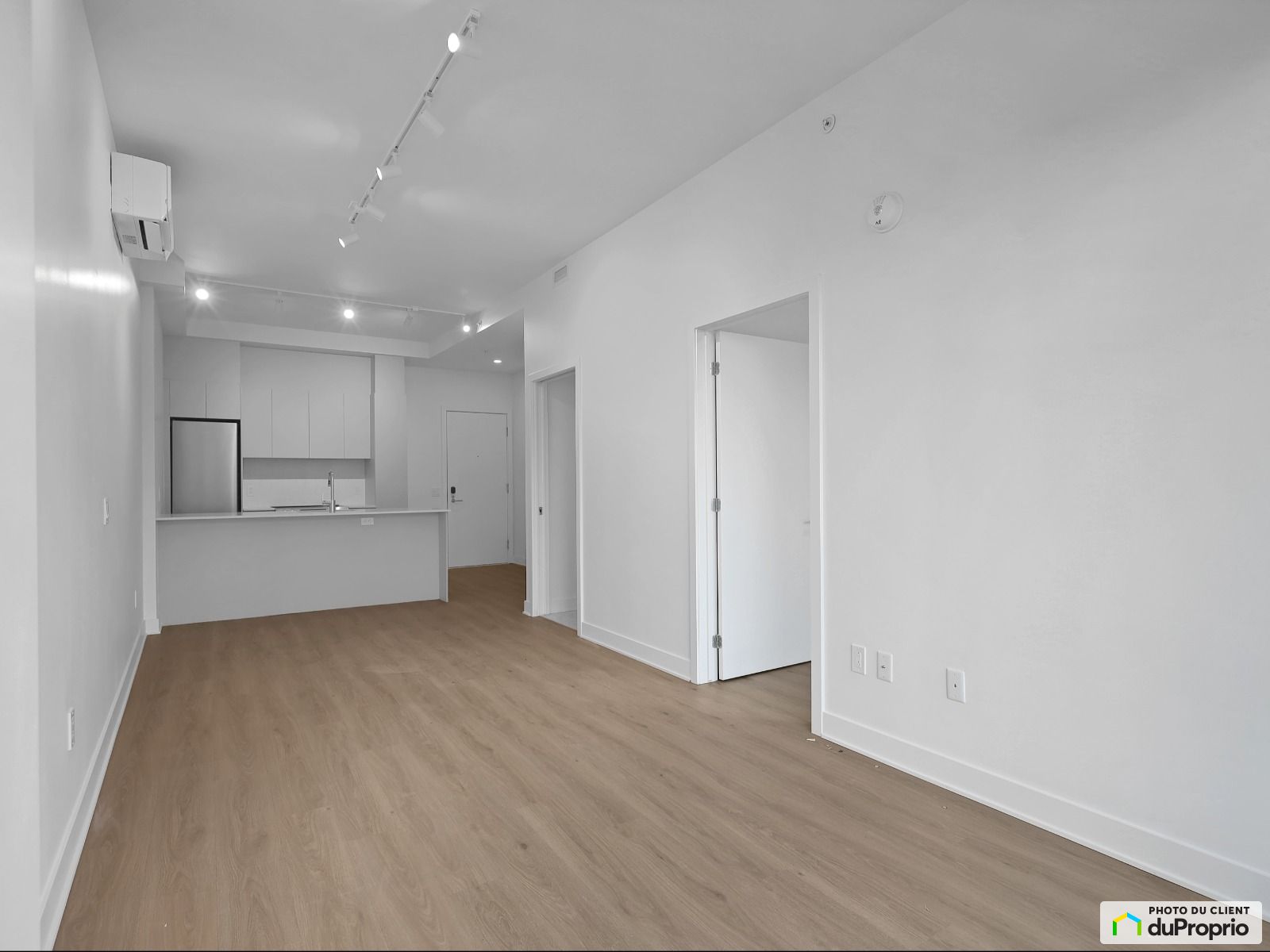 5070, rue Paré — photo 2