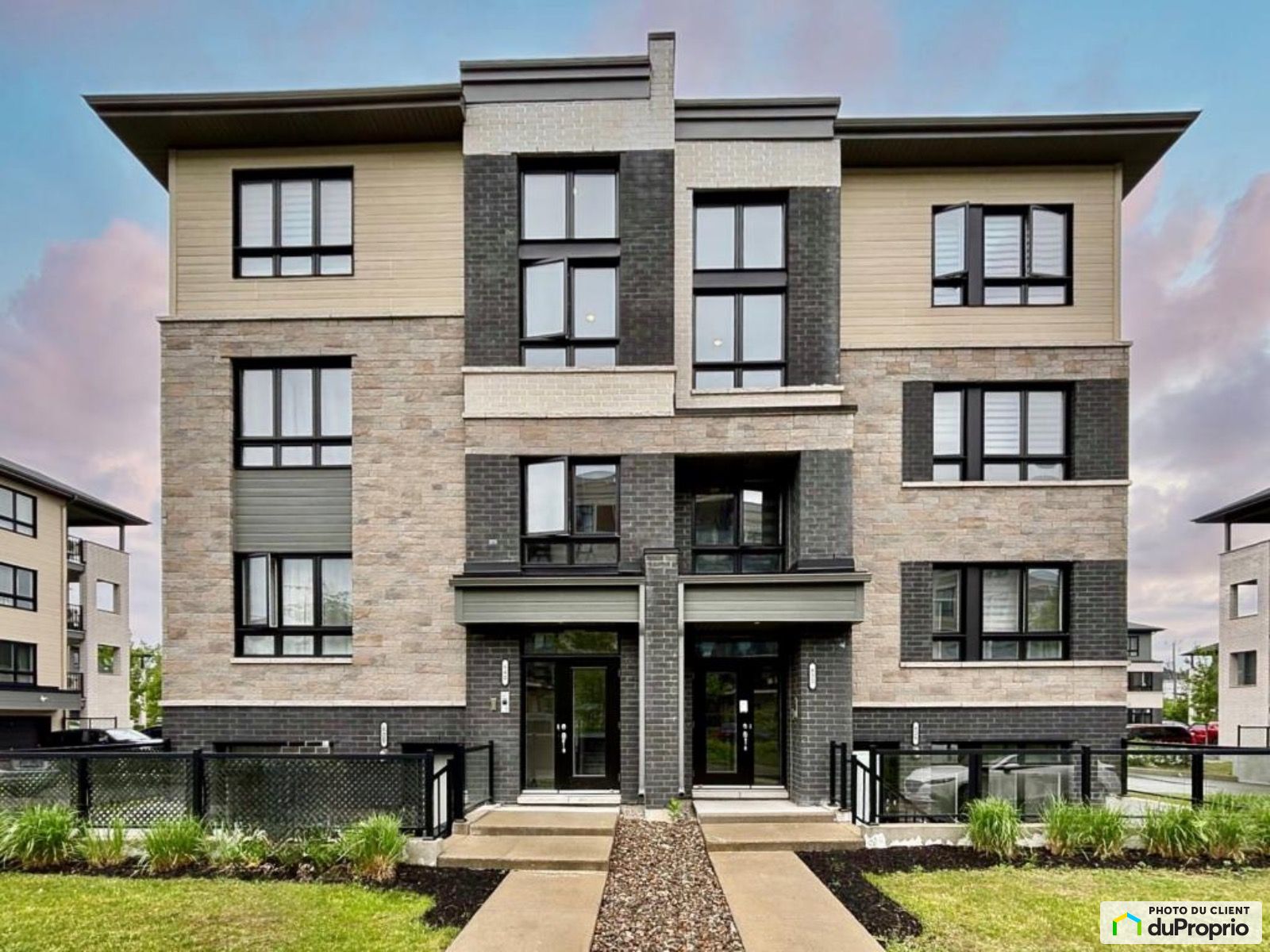 3-776, rue du Mont-Laval — photo 1