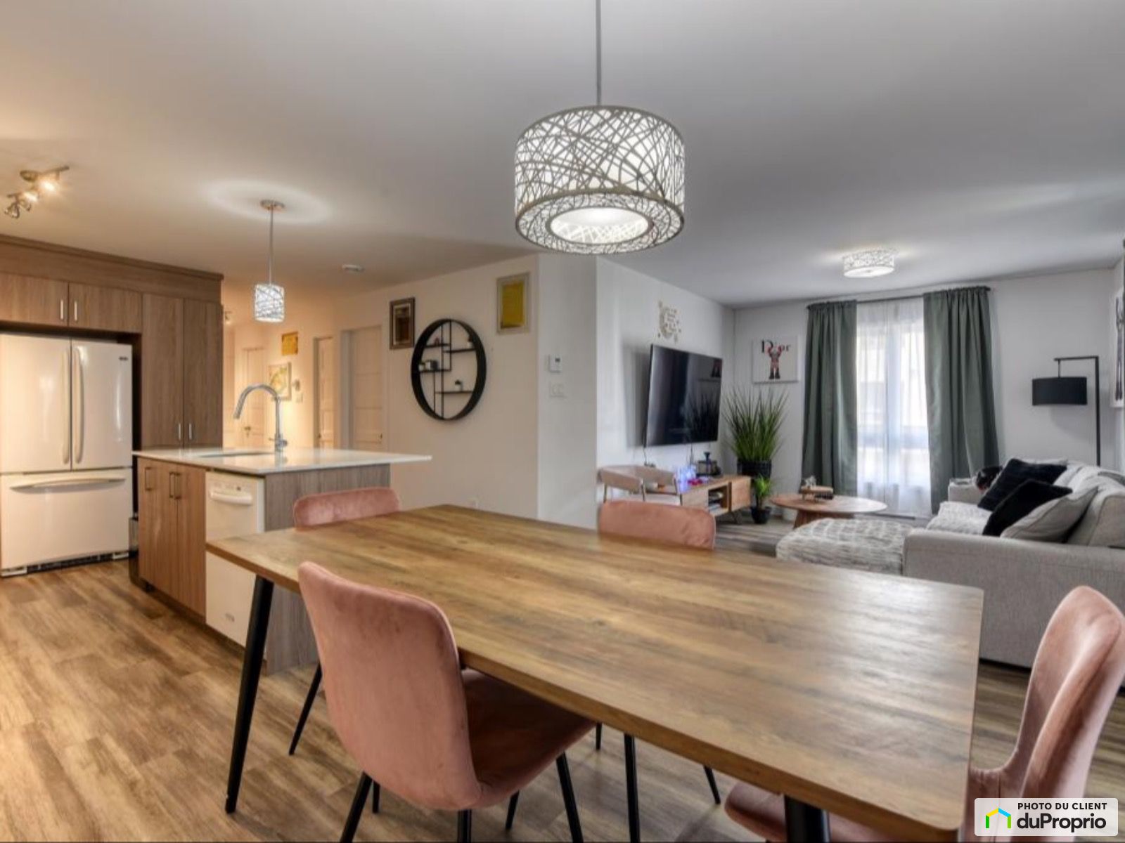 3-776, rue du Mont-Laval — photo 2