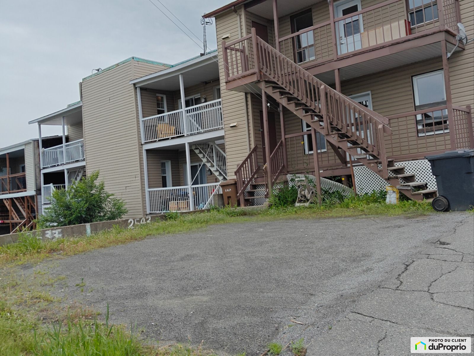 2543, Avenue Dollard — photo 1