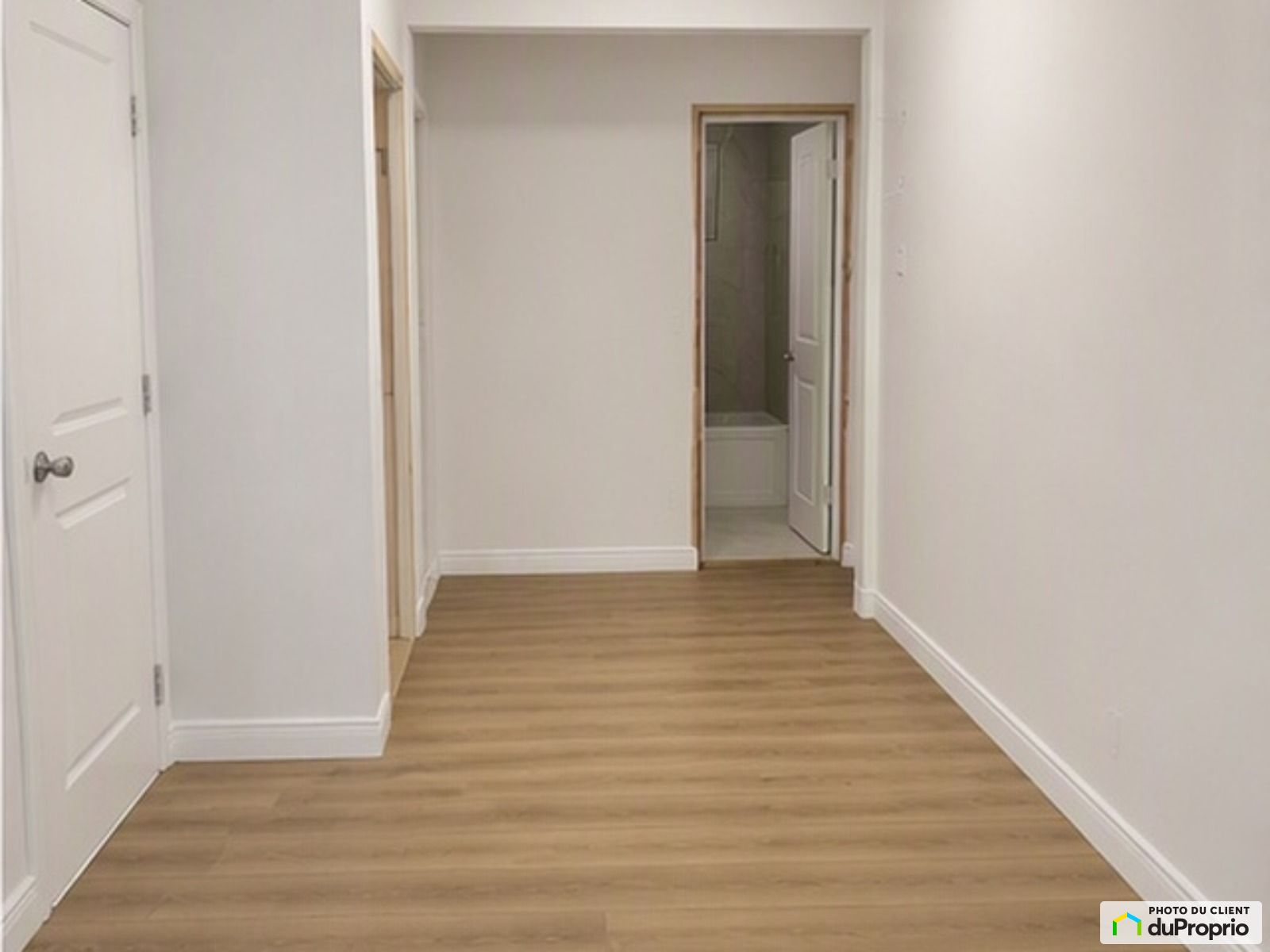 2-635, 37e Avenue — photo 2