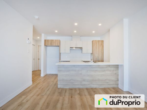 750, rue Flavie-Poirier, St-Charles-Borromée à louer