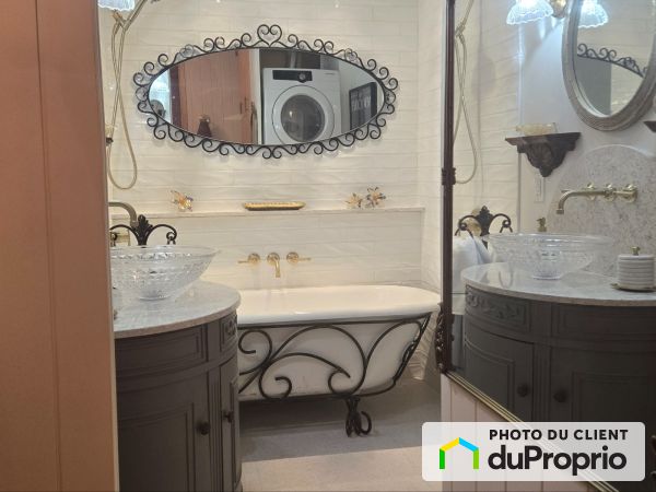Ensuite - 202-550 Grande -Allée est, Vieux-Port for rent