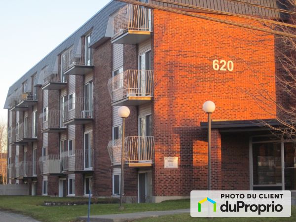 620 McGregor, Sherbrooke (Jacques-Cartier) for rent
