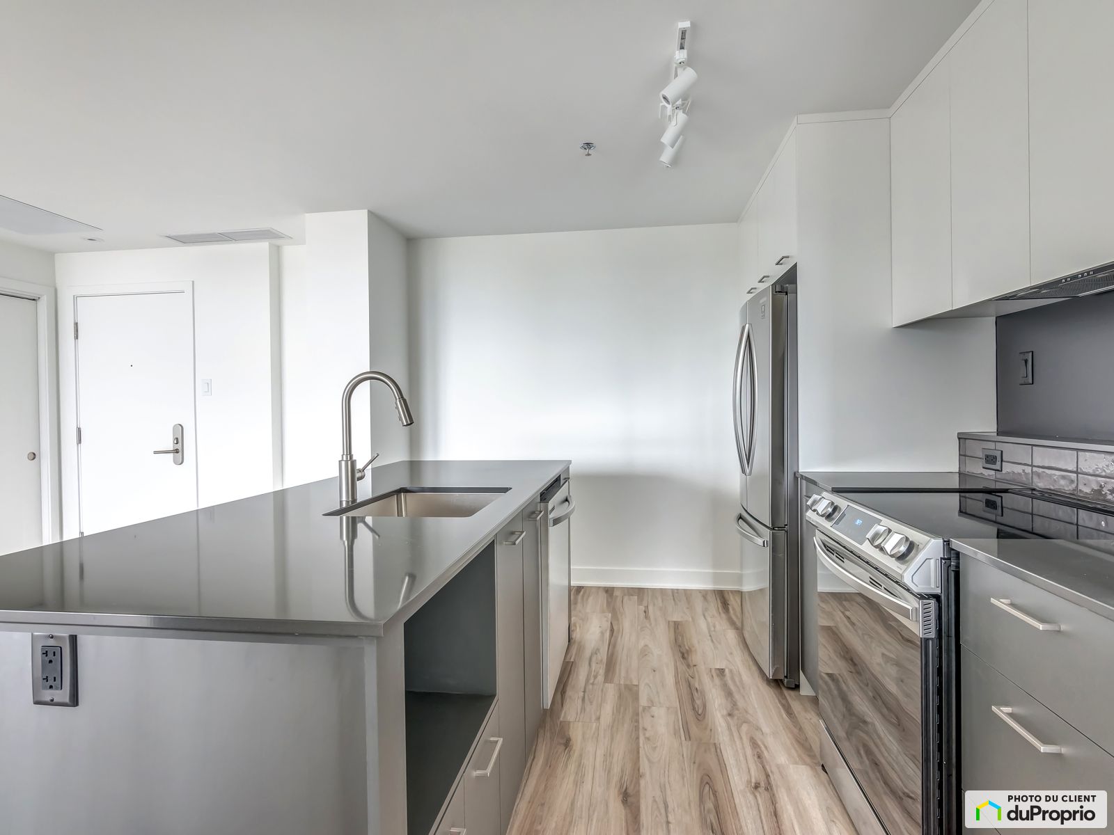 1999 rue William - McCord - Unité 4 ½ (2sdb) - PAR MONDEV — photo 1