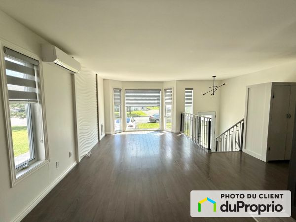 Salon du logement - 5020, rue des Ormes, Ste-Catherine à louer