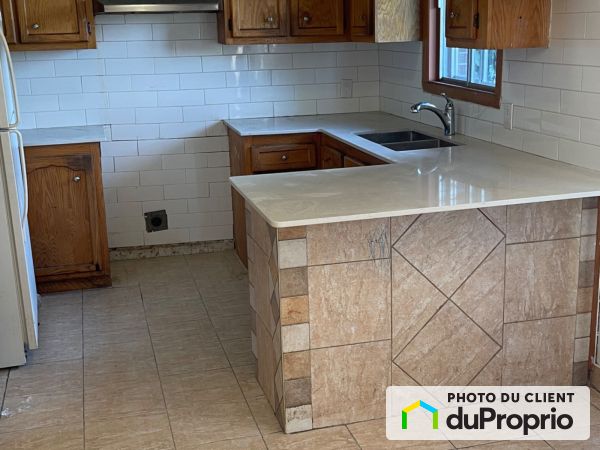 8953 Perras, Rivière des Prairies for rent