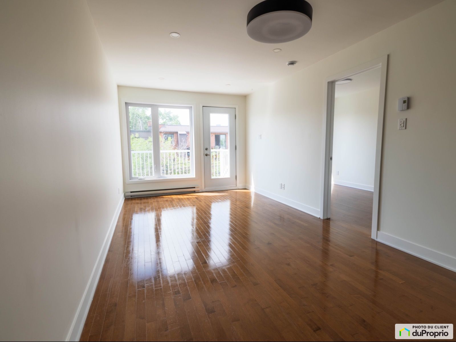 301-2600, av. Charlemagne — photo 2