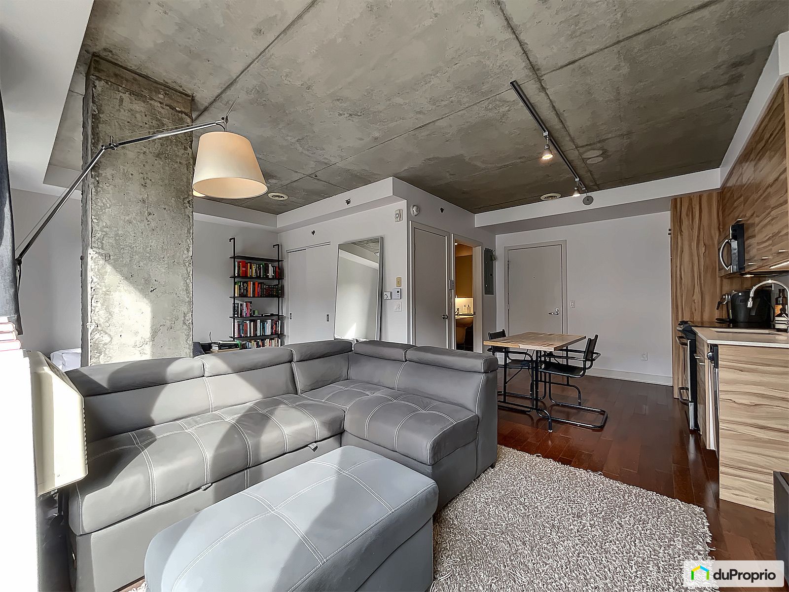 627-1010, rue William — photo 1