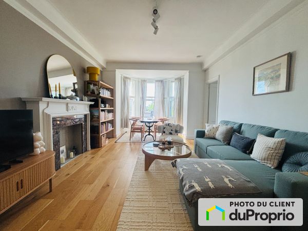 305-135 Grande Allée Ouest, Montcalm for rent