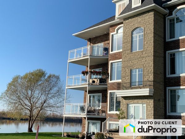 Bord de l'eau - 9150, Des Roselières, Brossard à louer
